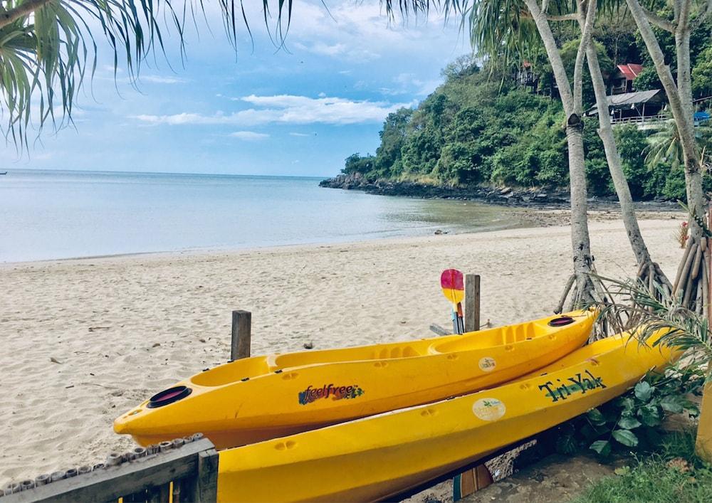 Vacation Village Phra Nang Lanta - Sha Extra Plus Koh Lanta Exterior photo